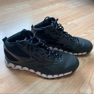 Men’s Size 9 Reebok Zigtech Black Basketball Shoes